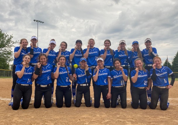 Softball Roundup: Dike-New Hartford Wins Hudson Tournament | The Grundy ...